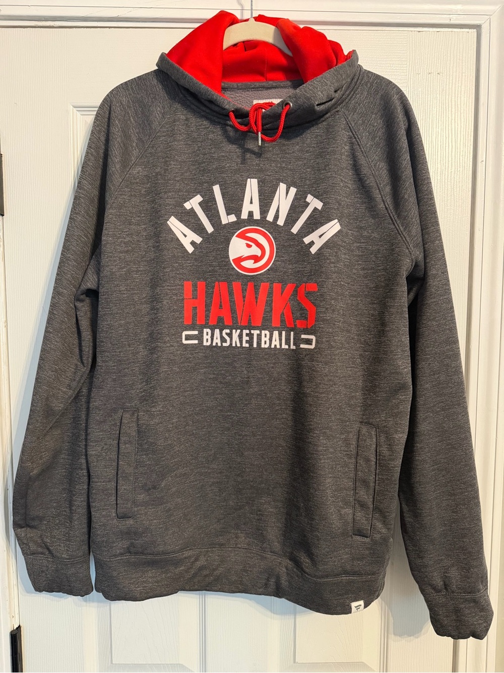 Atlanta Hawks Fanatics Gray & Red Pullover Hoodie - NBA Team Sweatshirt
